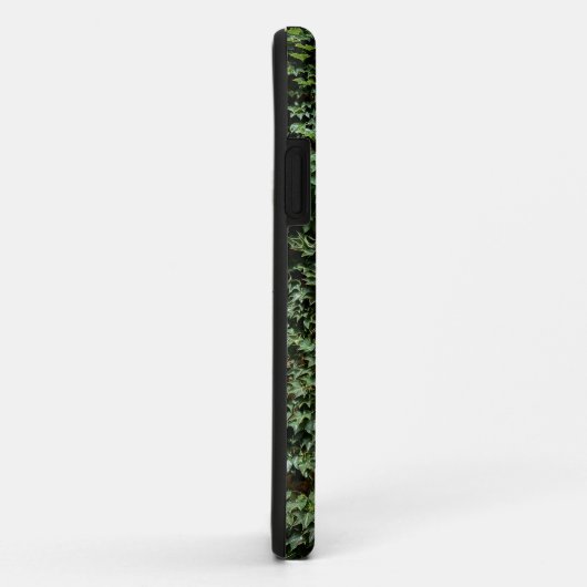 Een venster in groene planten Case-Mate iPhone case (Achterkant/rechts)