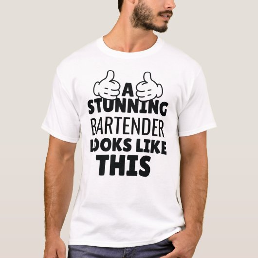Een verbluffende barman lijkt op dit grappige Cade T-shirt (Voorkant)