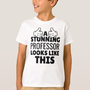 Een verbluffende professor ziet er zo grappig uit t-shirt