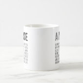 Een verpleegster is degene die de ogen opent van e koffiemok (Center)