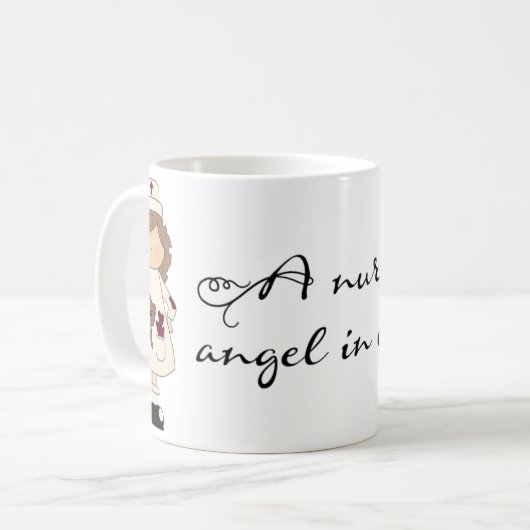 Een verpleegster is... Mok (Voorkant links)