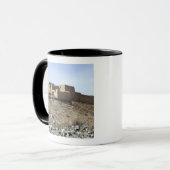 Een verrijkte verbinding in het dorp Akbar Kh Mok (Voorkant links)