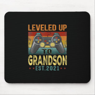 Een videogamer van maximaal Grandson 2021 Muismat