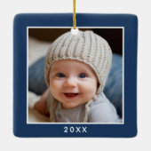 Eén vierkante foto plus jaar - minimale marinegren keramisch ornament (Achterkant)