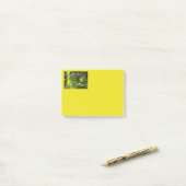 Een vijver met onzuivere gedachten post-it® notes (Op bureau)
