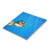 Een vis met een grote mond onder de oceaan tegeltje (Zijkant)