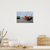 Een vliegtuigongeluk met een Amerikaanse kustwacht Poster (Keuken)