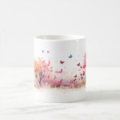 Een vlinder en een boom in bloementuin koffiemok (Center)