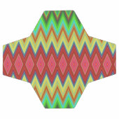Een voetbal met levendige, meerkleurige chevron (Enkel)