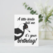 Een vogeltje vertelde me dat het je verjaardag is  briefkaart (Staand voorkant)