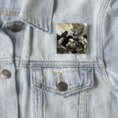 Een volledig gemonteerde stuurhutbemanningshelm vierkante button 5,1 cm (In situ)