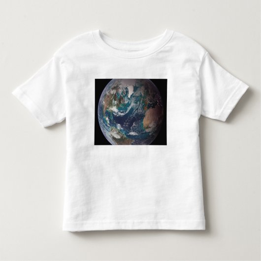 Een volledig uitzicht van de Aarde met wereldwijde Kinder Shirts (Voorkant)