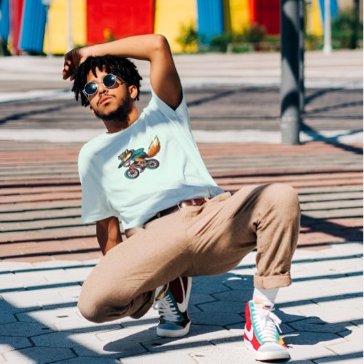 Een vos op een BMX-fiets T-shirt