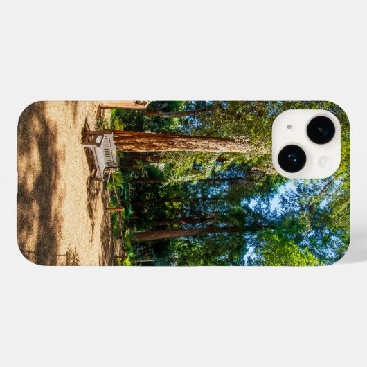 Een vredig wandelpad bij Descanso Gardens Case-Mate iPhone Case (Achterkant (horizontaal))