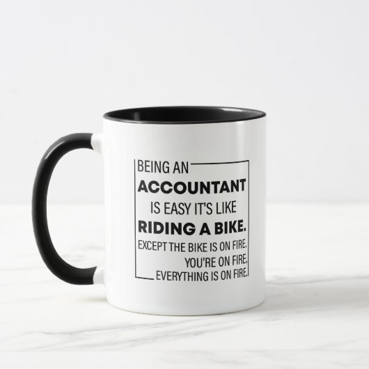 Een vreemde accountant cadeau, een accountant zijn mok (Links)