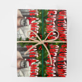 Een vrolijke squatching kerst inpakpapier vel (In situ)