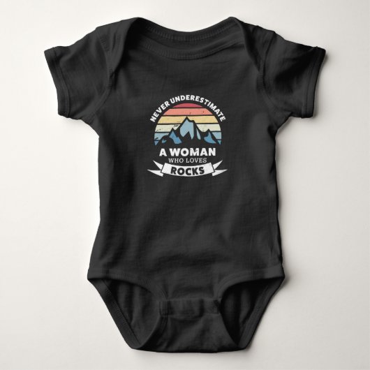 Een vrouw die van Rocks Geology Gift houdt Romper (Voorkant)