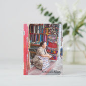 Een vrouw en haar kralenwinkel briefkaart (Staand voorkant)