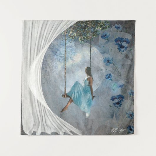 Een vrouw in een blauwe jurk op een vleugel wandkleed (Voorkant)