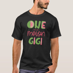 Een vrouw in een meloen Gigi Cute Watermelon First T-shirt