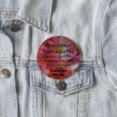 Een vrouw, is als een theezak, je hebt nooit.. ronde button 7,6 cm (In situ)