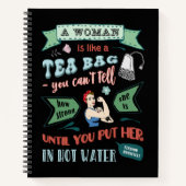Een vrouw is als een theezak notitieboek (Voorkant)