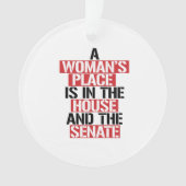 Een vrouw is thuis en de senaat ornament (voorkant)