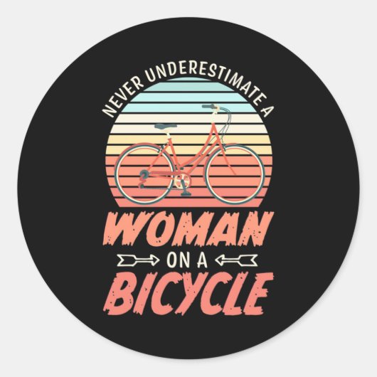Een vrouw op een fiets ronde sticker (Voorkant)