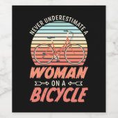Een vrouw op een fiets wijn etiket (Enkel label)