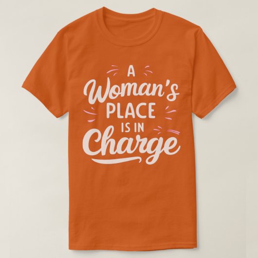 Een vrouwenhuis heeft de leiding t-shirt (Design voorkant)