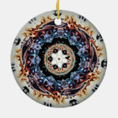 Een vuurring (kleurrijk patroon) keramisch ornament (Achterkant)