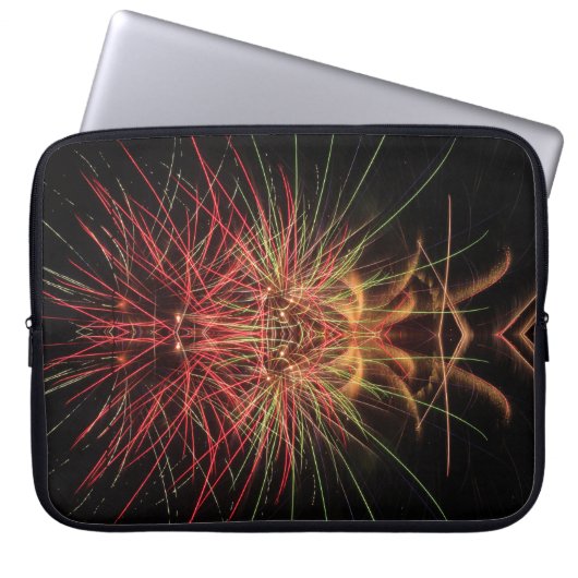 Een Vuurwerkdisplay 's Nachts Laptop Sleeve (Voorkant)