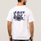 Eén waar ding - East Vs. West Shark Hunters T-shirt (Achterkant)