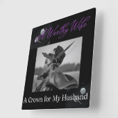 Een waardige vrouw vierkante zwarte wandklok (Hoek)