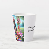 Een warme omhelzing in een kopje latte mok (Voorkant)