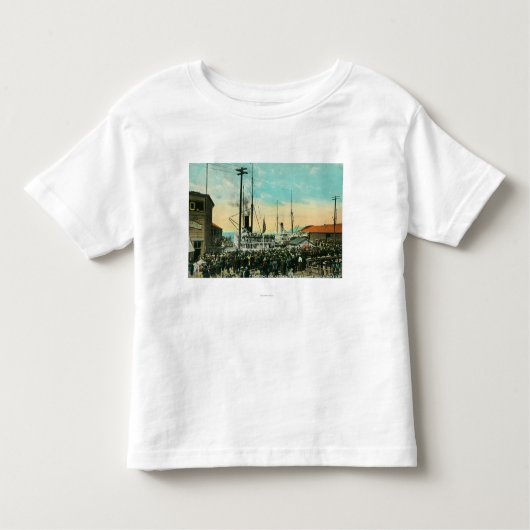 Een waterfront Deparate voor Alaska Scene Kinder Shirts (Voorkant)