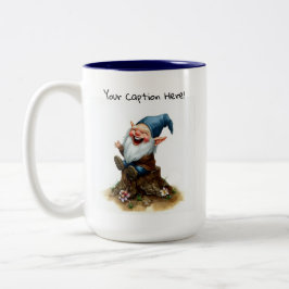 Een waterverfschilderij van een schattige kabouter tweekleurige koffiemok