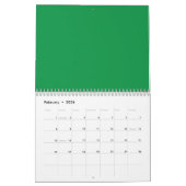 Een weelderige groene achtergrond met een schone w kalender (Feb 2026)