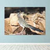 Een wegloper pauzeert tijdelijk op zijn onderzoek canvas afdruk (Insitu (Houten vloer))