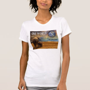 Eén wereld verwoest door chemtrails. t-shirt