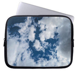 Een werveling van wolken laptop sleeve