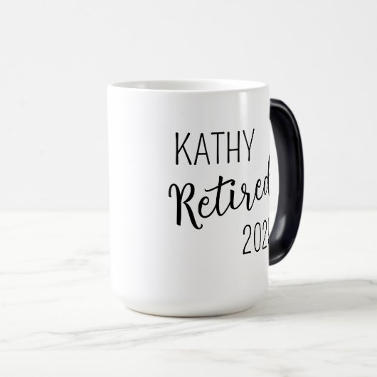 Een wijze vrouw zei ooit Mok, gepersonaliseerde gr Magische Mok (Voorkant rechts)