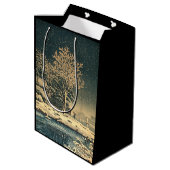 Een winterdag op de Sumida rivier in Japan Medium Cadeauzakje (Achterkant Gekanteld)