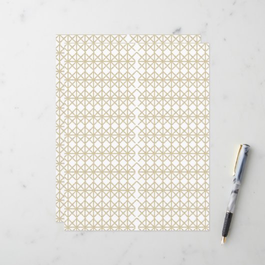Een wit en goud geometrisch patroon (Voorkant / Achterkant in situ)