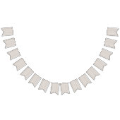 Een witte achtergrond met een bruin patroon erop vlaggetjes (Alle)