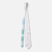 Een witte das heeft een zachte, pastelblauwe tint (Achterkant)