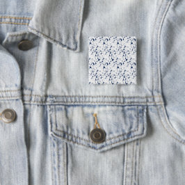 Een witte en blauwe achtergrond met een patroon vierkante button 5,1 cm
