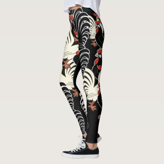 Eén witte en twee zwarte hanen leggings (Links)