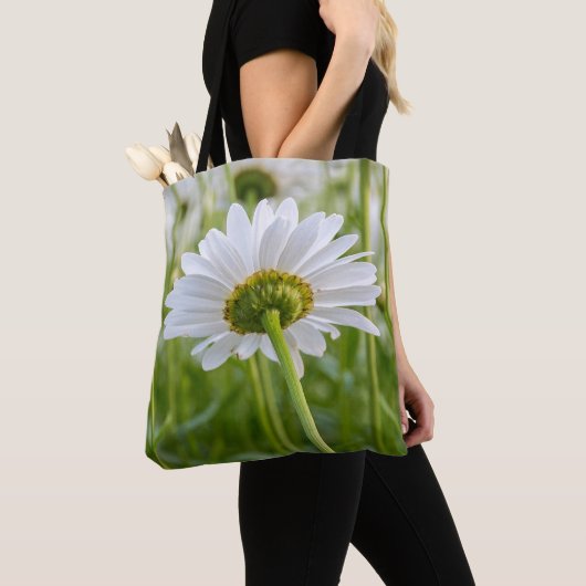 één witte maaltijd in het veld tote bag (Dichtbij)