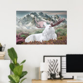 Een witte mazen in de Montain Poster (Thuiskantoor)